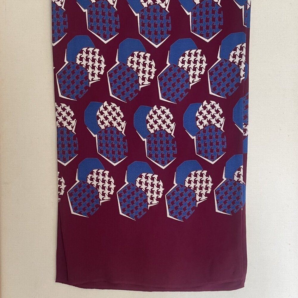 Burgundy Houndstooth like Pattern Vintage Opera Scarf